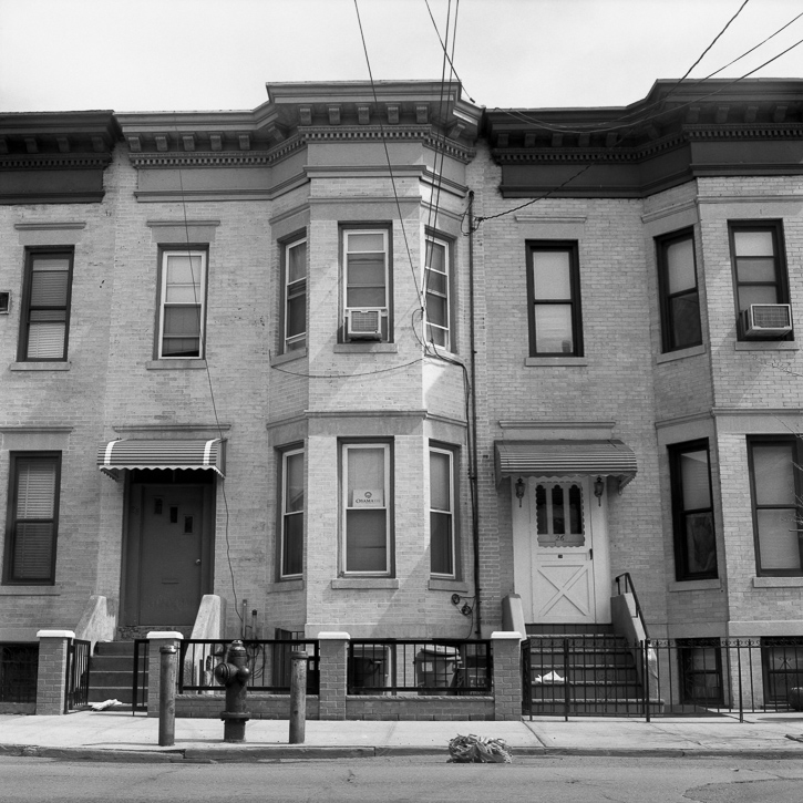 Daniel A. Echevarria Photography | Above the Spill: Photographs of Greenpoint, Brooklyn