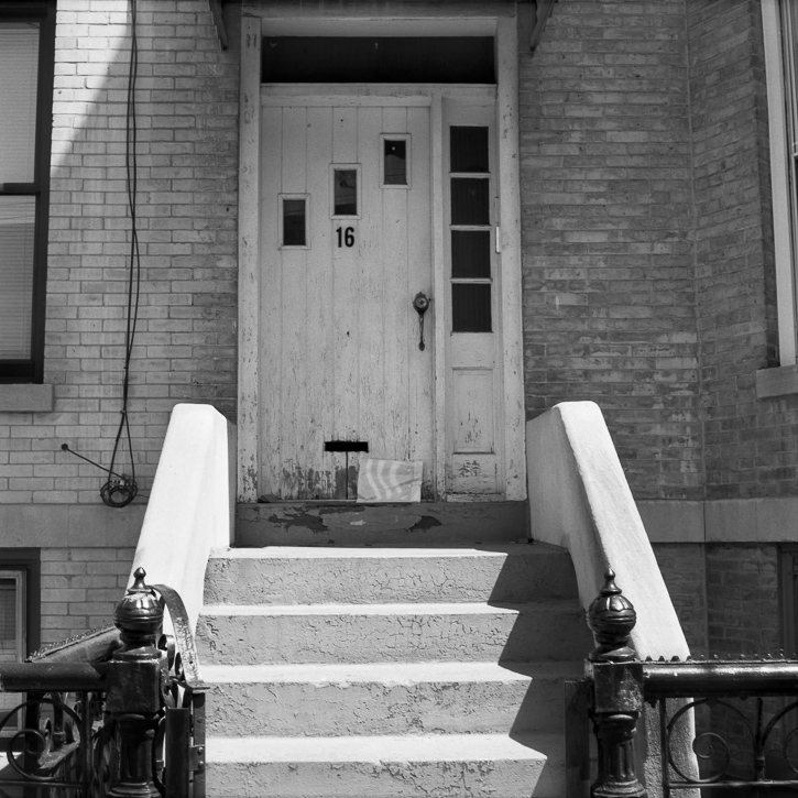 Daniel A. Echevarria Photography | Above the Spill: Photographs of Greenpoint, Brooklyn